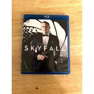 Skyfall 2012 Blu-Ray James Bond 007 Daniel Craig Action Adventure Pre-Owned